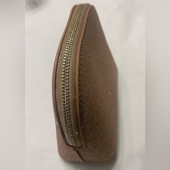 KATE SPADE Joeley Glitter SMALL DOME BAG with zipper in Champagne! - Picture 6 of 9